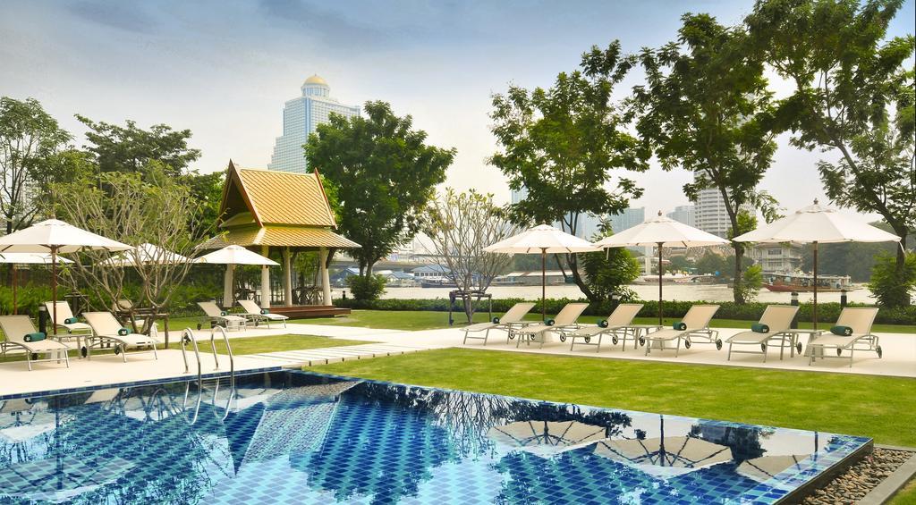 Ibis Bangkok Riverside Екстер'єр фото