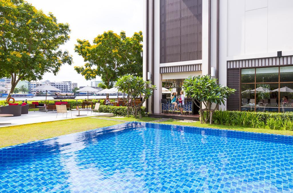 Ibis Bangkok Riverside Екстер'єр фото